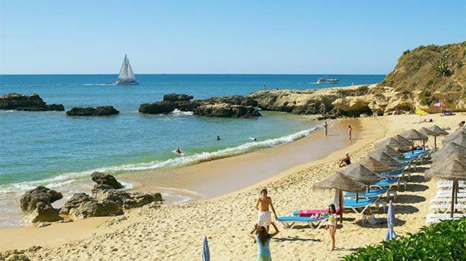 Apartamento Em Quinta Da Barracuda البوفيرا المظهر الخارجي الصورة